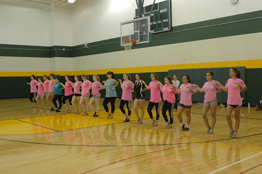 Varsity Pacesetters team works on perfecting their newest dance to perform at the Dance Marathon.