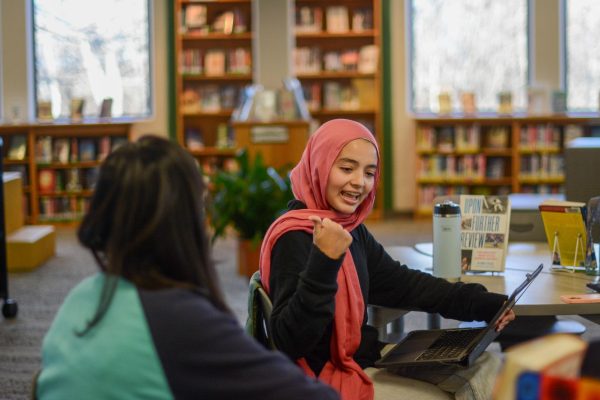 Kicking off the meeting with sharing the supplication for exams, sophomore Heba Boullaouz encourages her fellow members to study hard and recite the supplication every day during the third MSA meeting on, Dec 7th. 
