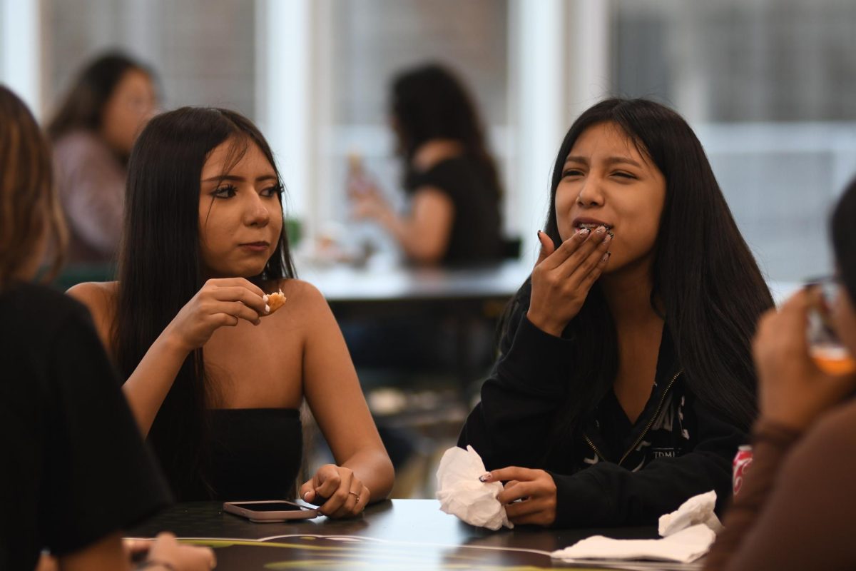 MHM_OlaClub_10-1400037